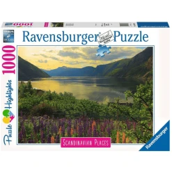 Ravensburger Fjord In Norwegen Bunt